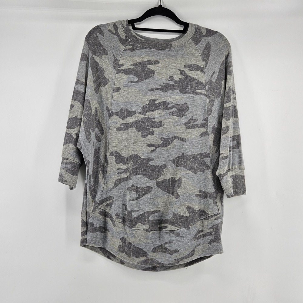 First Love by Lovelyn Grey Camo Dolman Sleeve Top Size L Comfy Everyday